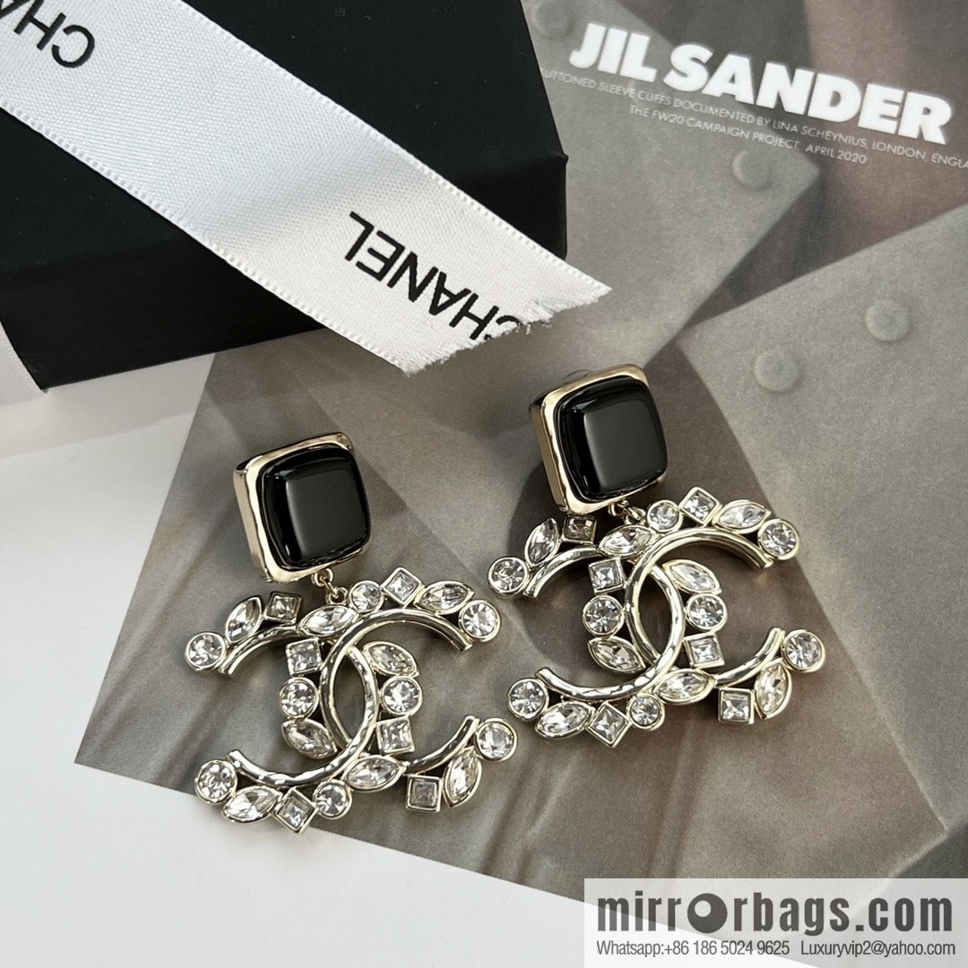 New ☑️ CHANEL Chanel c2 double c black square stud earrings