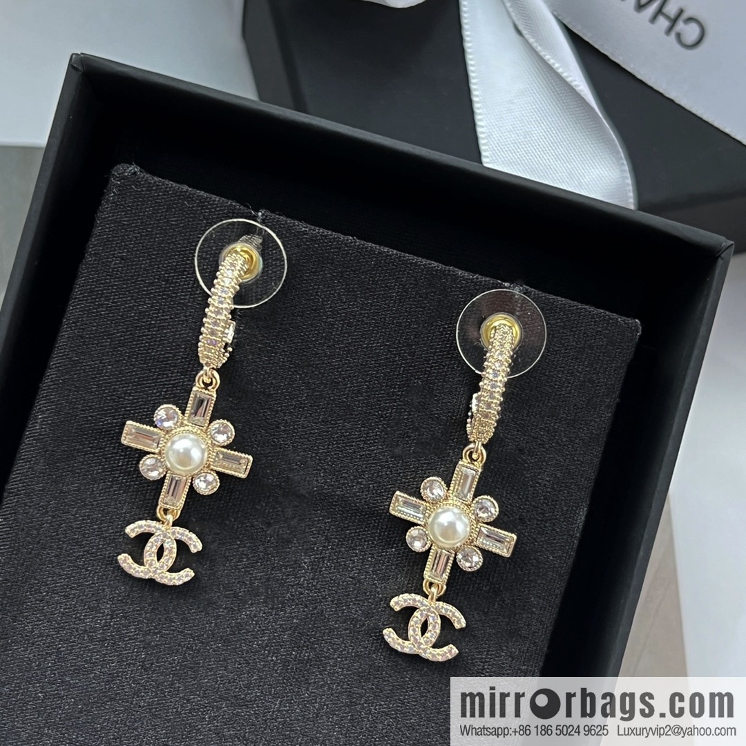 New ☑️ Chanel c3 double c cross stud earrings