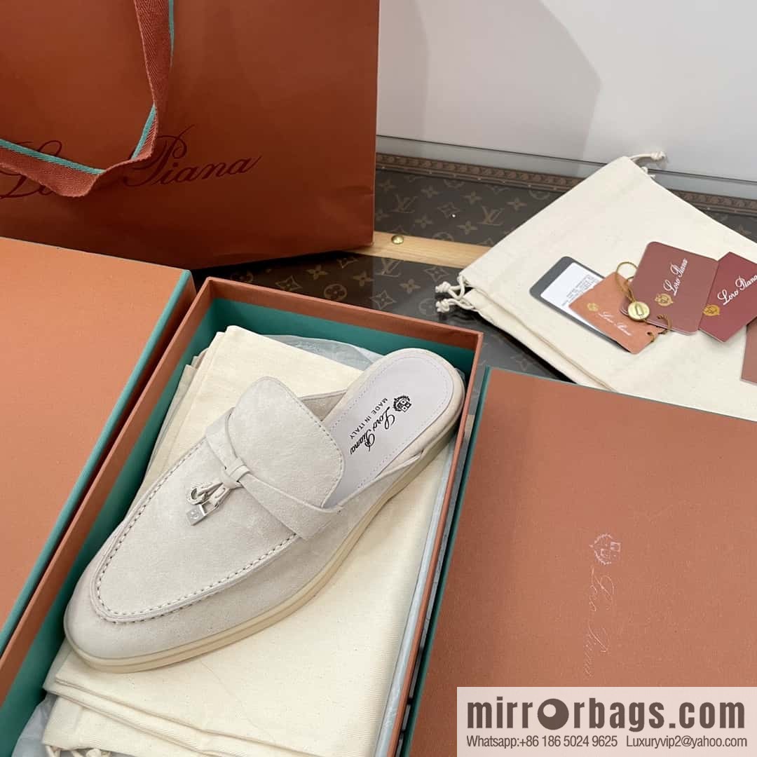 𝐋𝐨𝐫𝐨 𝐏𝐢𝐚𝐧𝐚|| Muller half-shoes, pearl gray