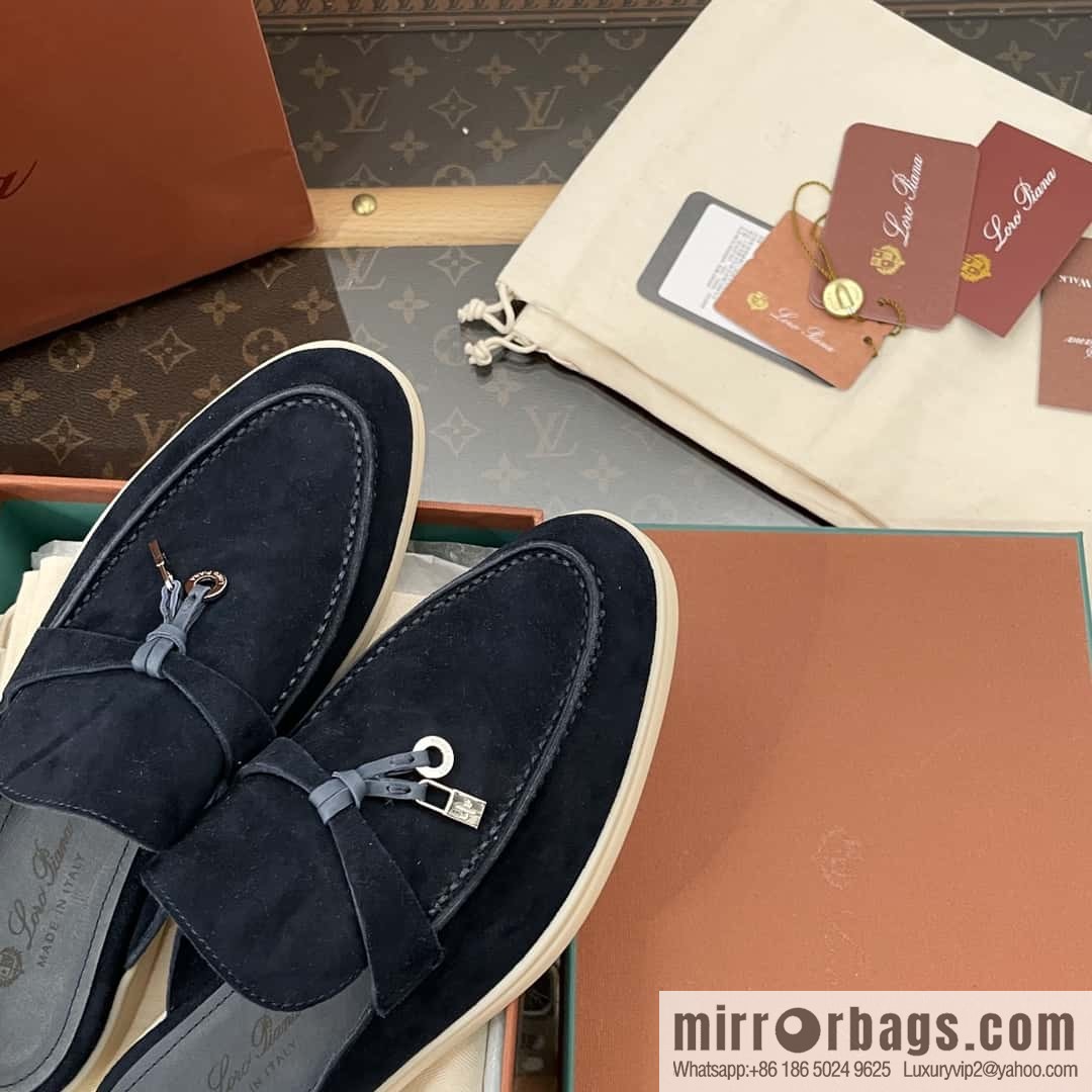 𝐋𝐨𝐫𝐨 𝐏𝐢𝐚𝐧𝐚|| Mueller half shoes, midnight blue
