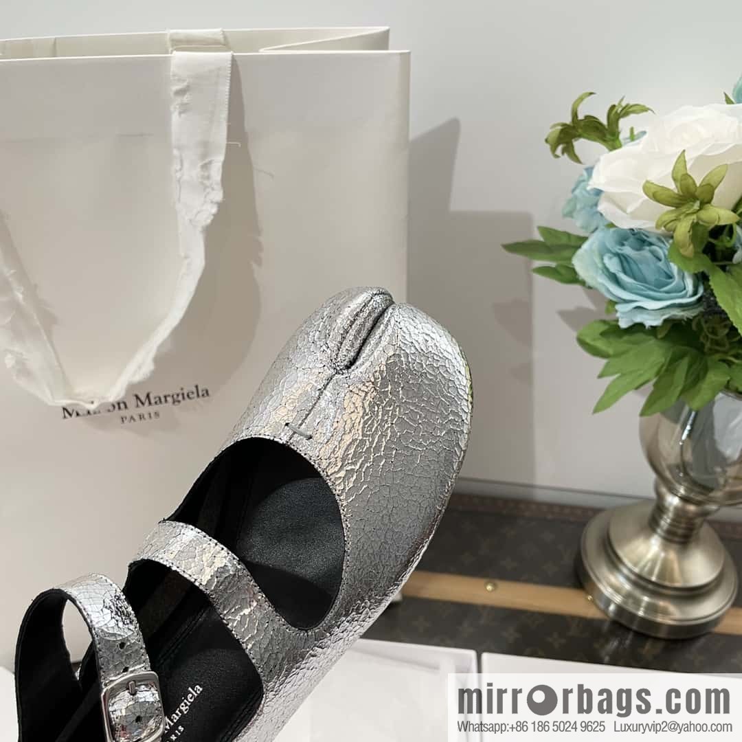 𝐌𝐚𝐢𝐬𝐨𝐧𝐌𝐚𝐫𝐠𝐢𝐞𝐥𝐚|| Margiela Split-toed Ballet Shoes