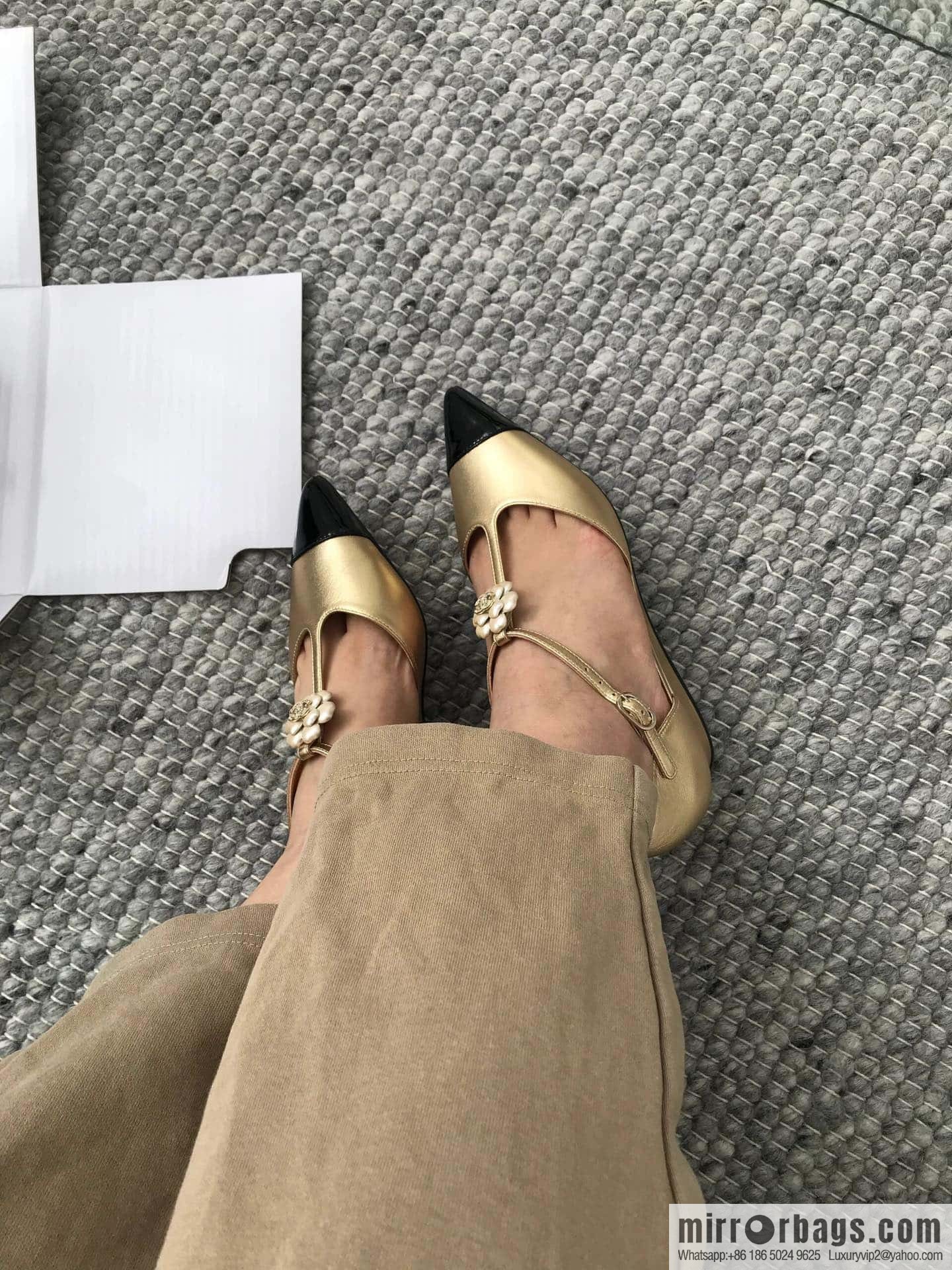 CHANEL Xiaoxiang Early Spring Camellia 🥰 Pointed Wedge Heel Single Shoes