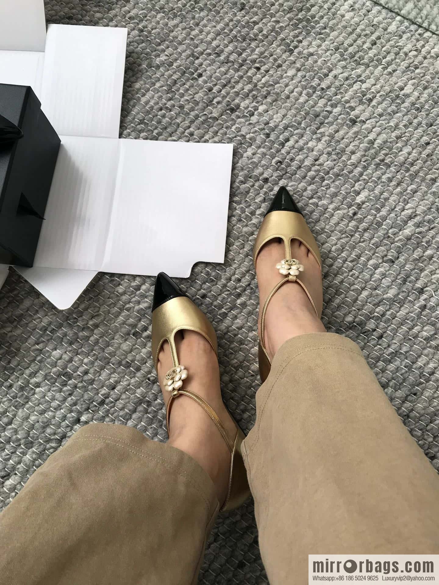 CHANEL Xiaoxiang Early Spring Camellia 🥰 Pointed Wedge Heel Single Shoes
