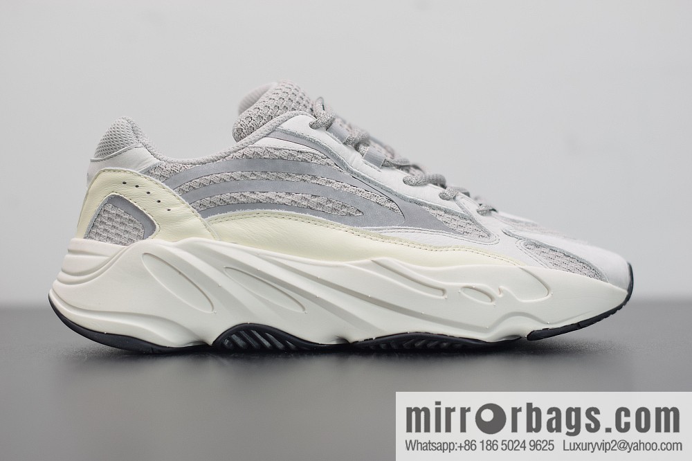 Adidas, top pure original yeezy 700v2 Vintage dad shoes, white