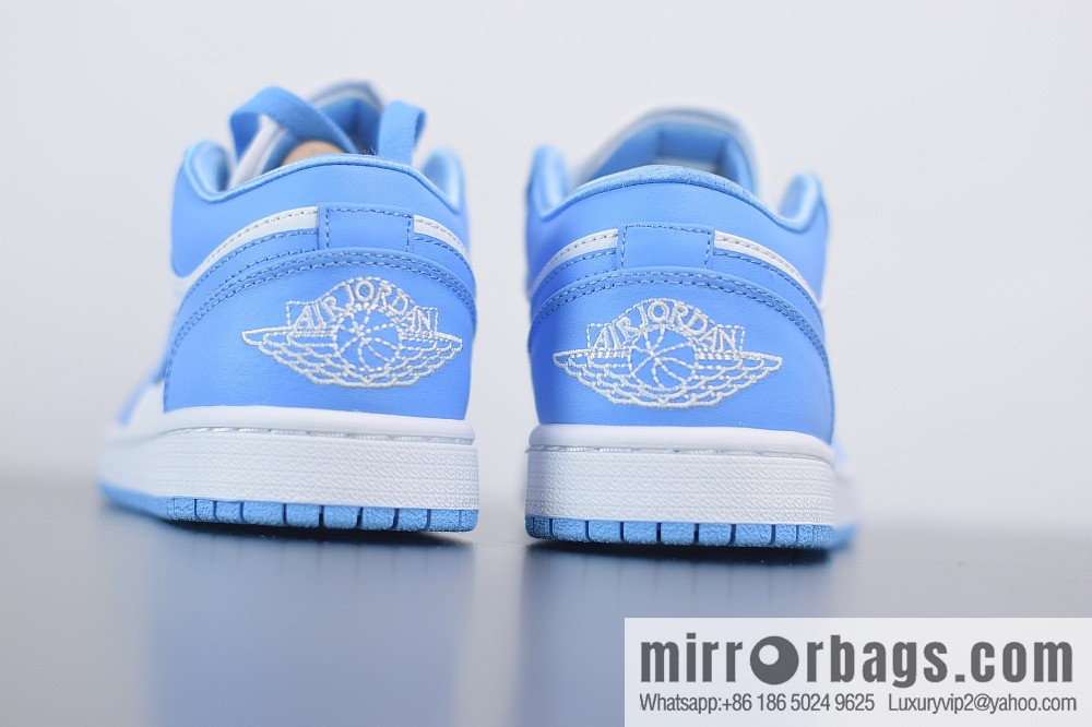 D09D3 Verified AJ1 LOW North Carolina Blue Low Top Unisex Casual Sneakers AO9944-441