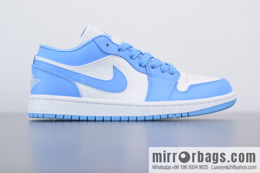 D09D3 Verified AJ1 LOW North Carolina Blue Low Top Unisex Casual Sneakers AO9944-441
