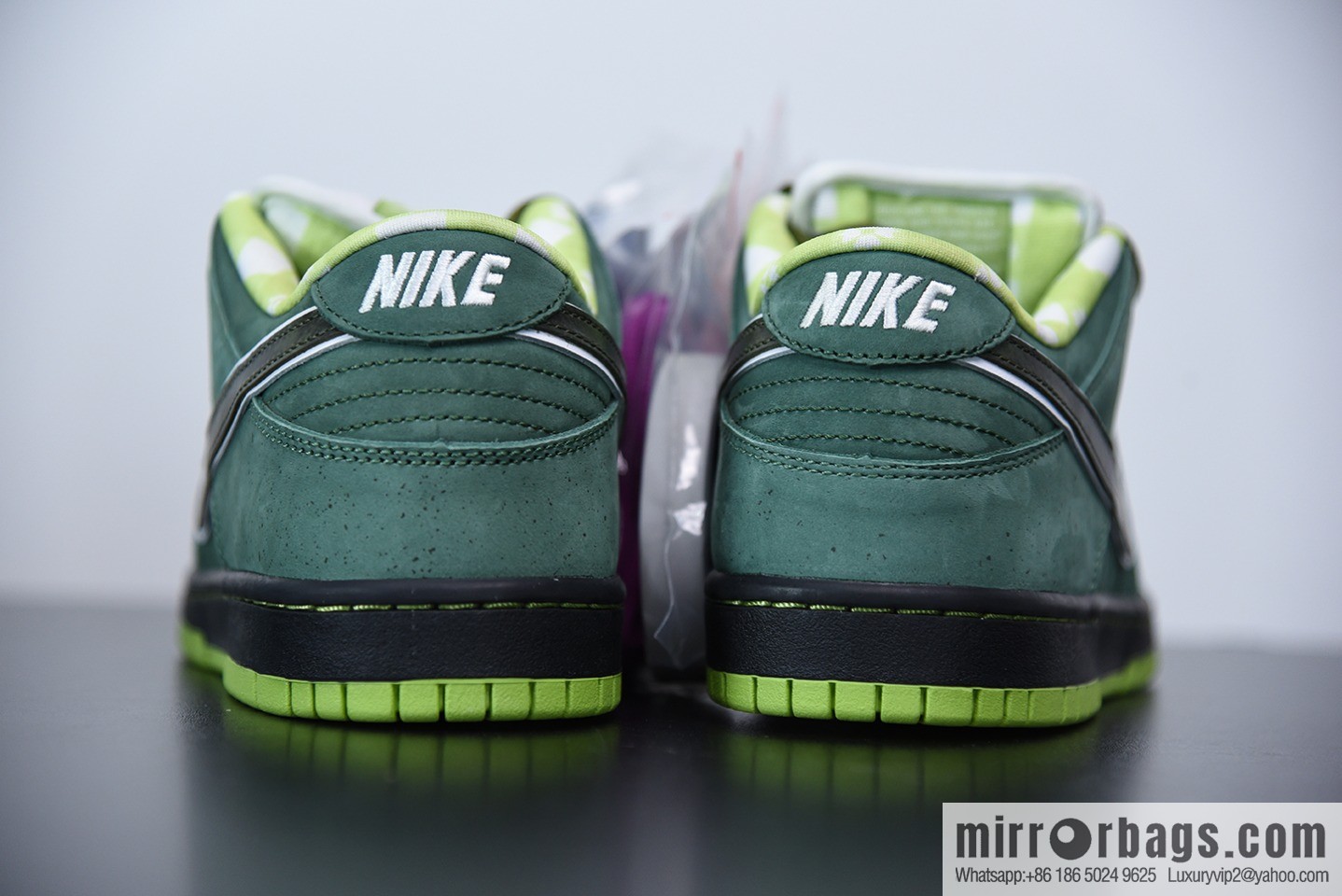 Concepts x Nike SB Dunk Low Green Lobster Unisex The same sneakers item number: BV1310-337