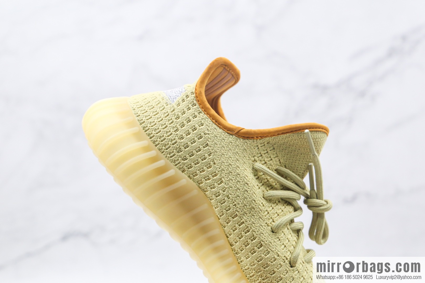 Coconut 350 V2 A version, banana side through gypsy sneakers