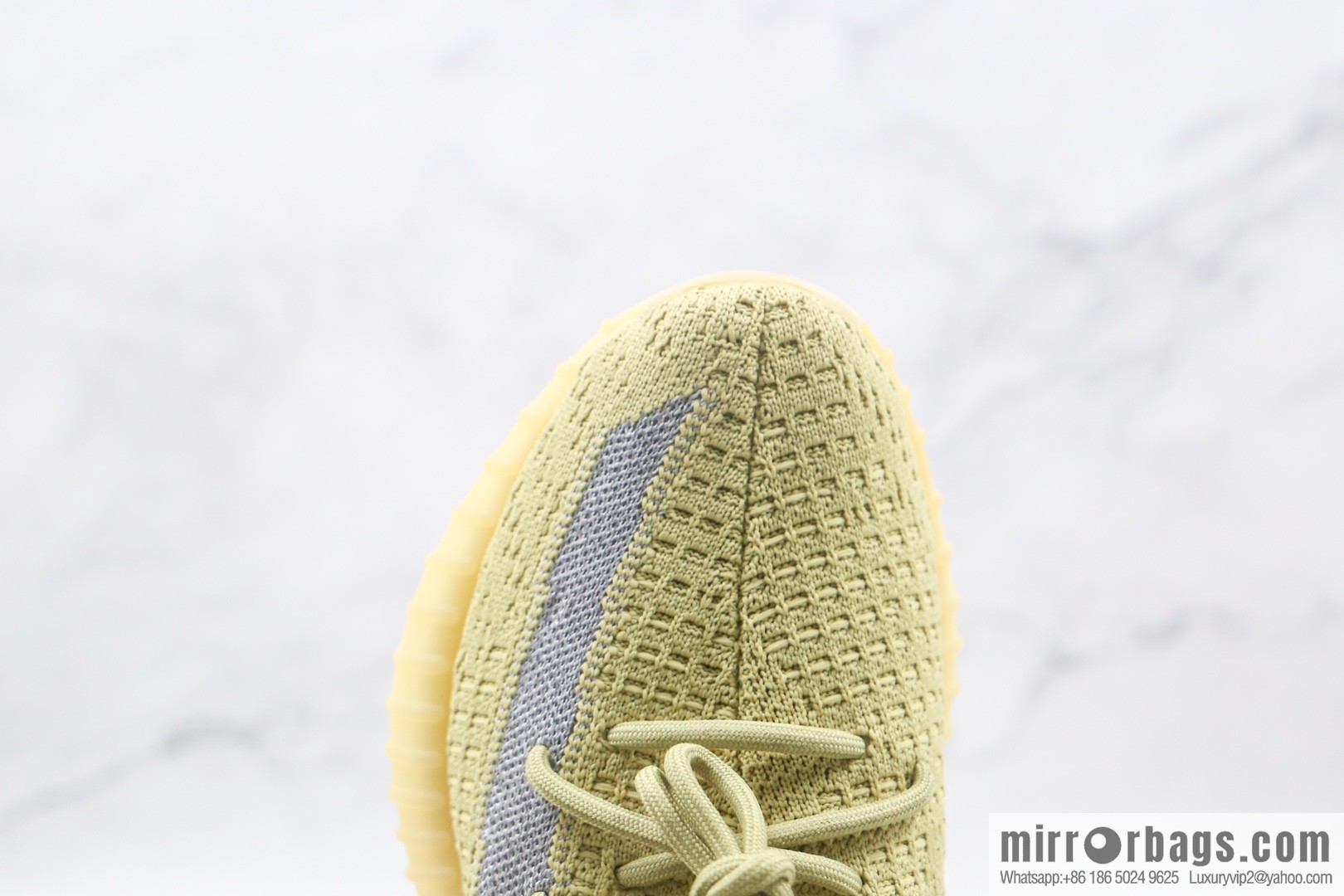 Coconut 350 V2 A version, banana side through gypsy sneakers