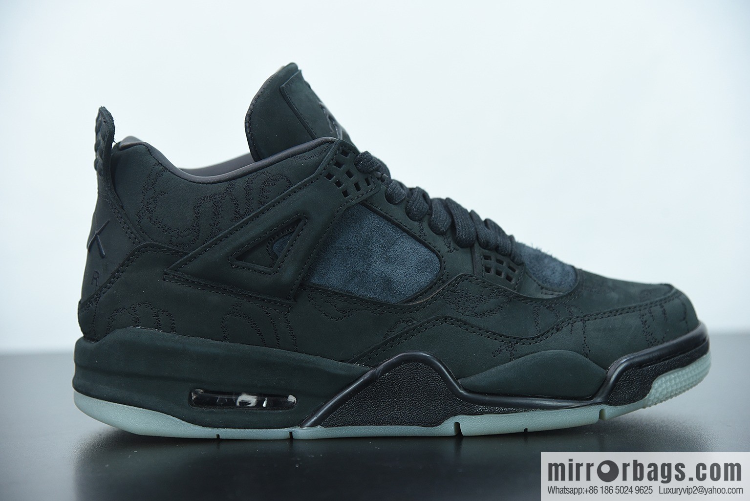 KAWS x Air Jordan 4 Black AJ4 black suede limited joint name, luminous crystal middle help men's sneakers 930155-001