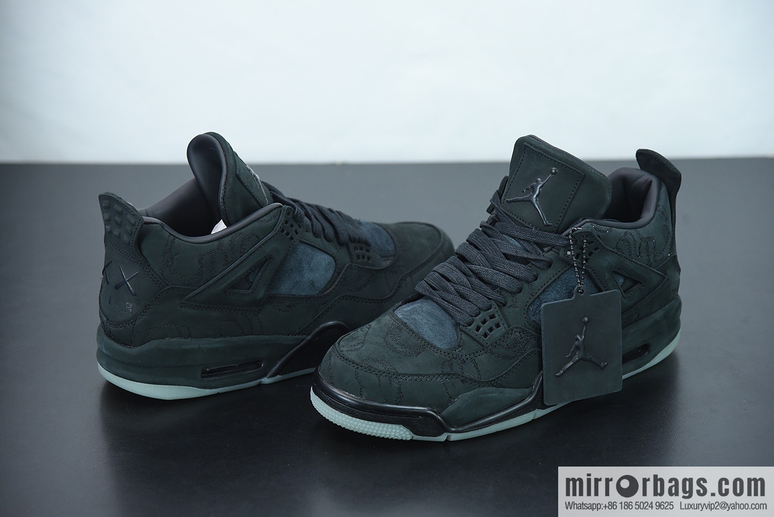 KAWS x Air Jordan 4 Black AJ4 black suede limited joint name, luminous crystal middle help men's sneakers 930155-001