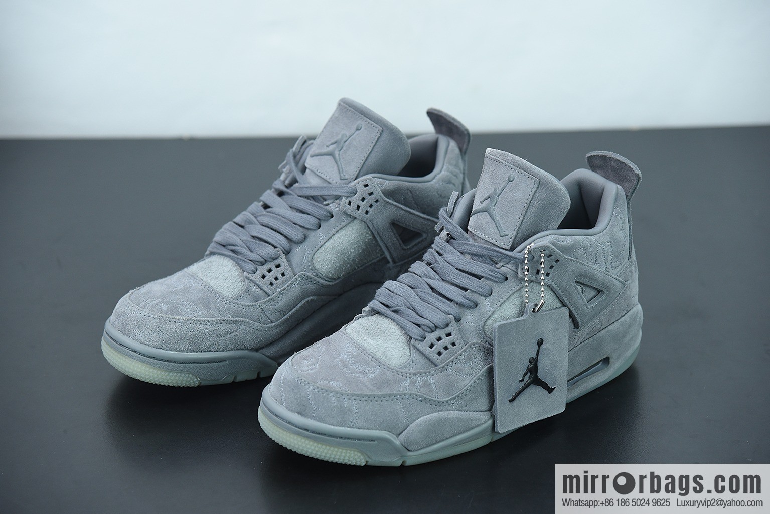KAWS x Air Jordan 4 Black AJ4 gray suede limited joint name, luminous crystal middle help men's sneakers 930155-003