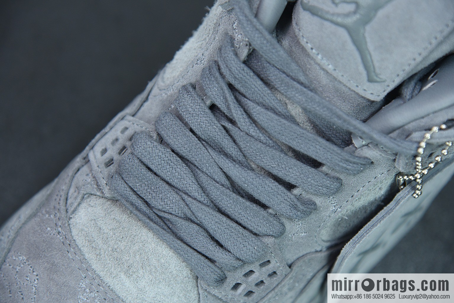 KAWS x Air Jordan 4 Black AJ4 gray suede limited joint name, luminous crystal middle help men's sneakers 930155-003