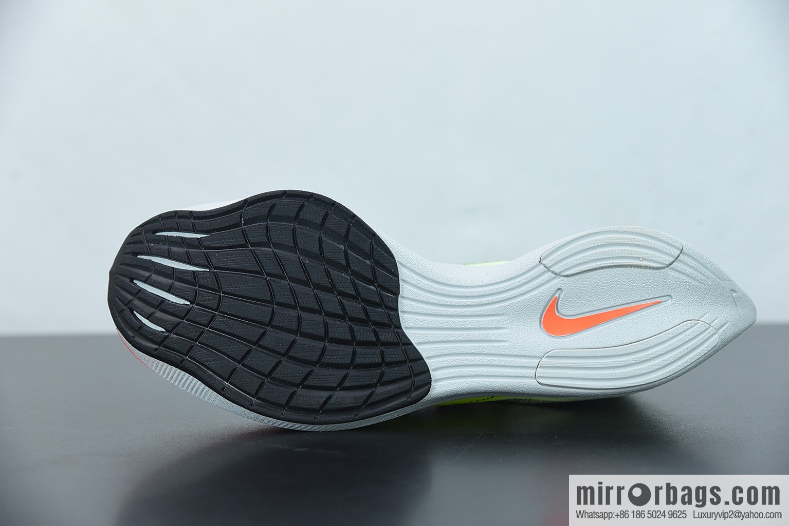 Nk ZoomX Vaporfly NEXT% 2 marathon knit breathable sports shoes, yellow orange, item number: CU4111-700