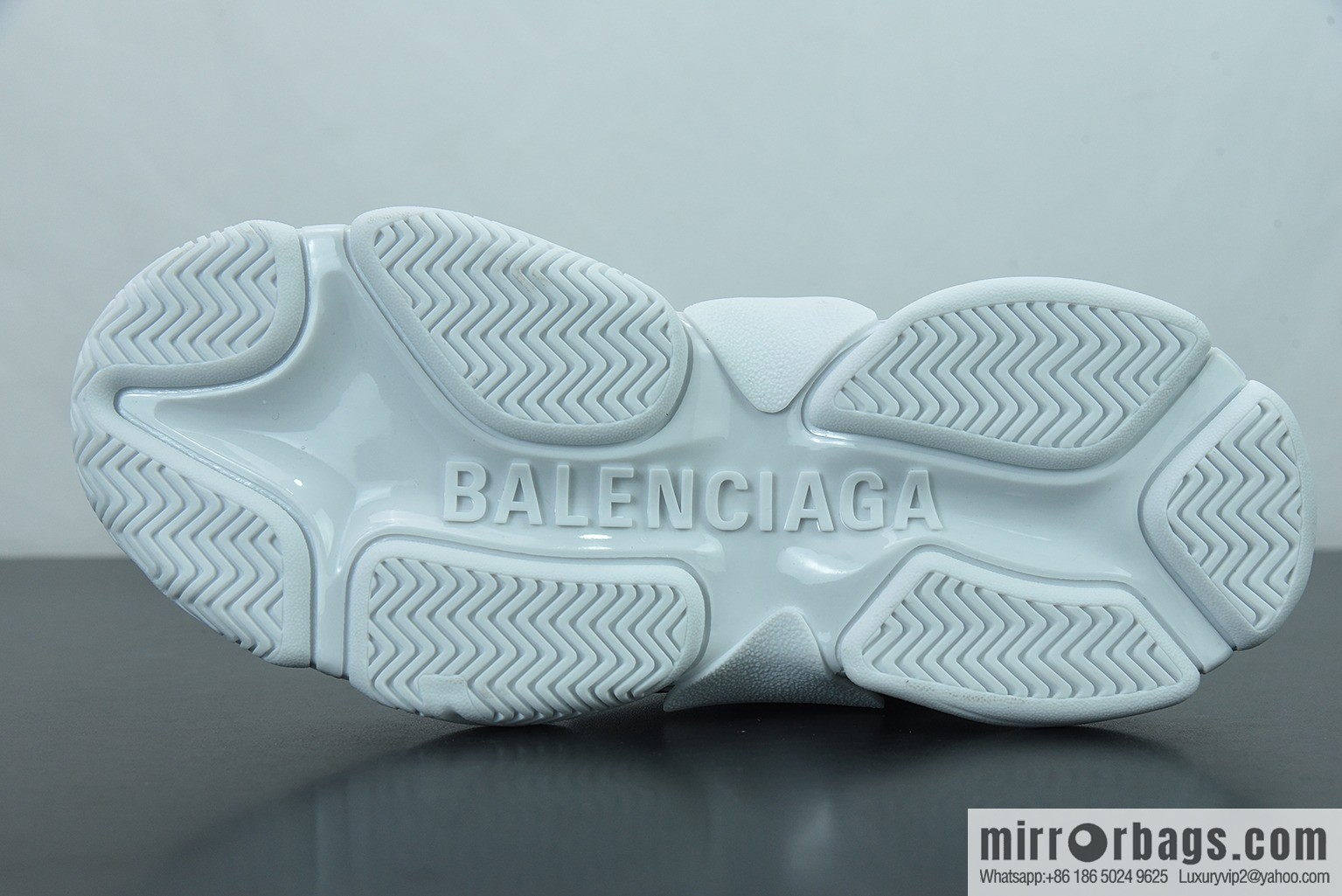 H01G5 Balenciaga Triple S Balenciaga Daddy Shoes