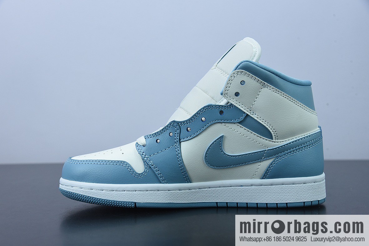 Air Jordan 1 Mid UNC AJ1 North Carolina blue, white and blue, medium help women's basketball shoes item number: BQ6472-141