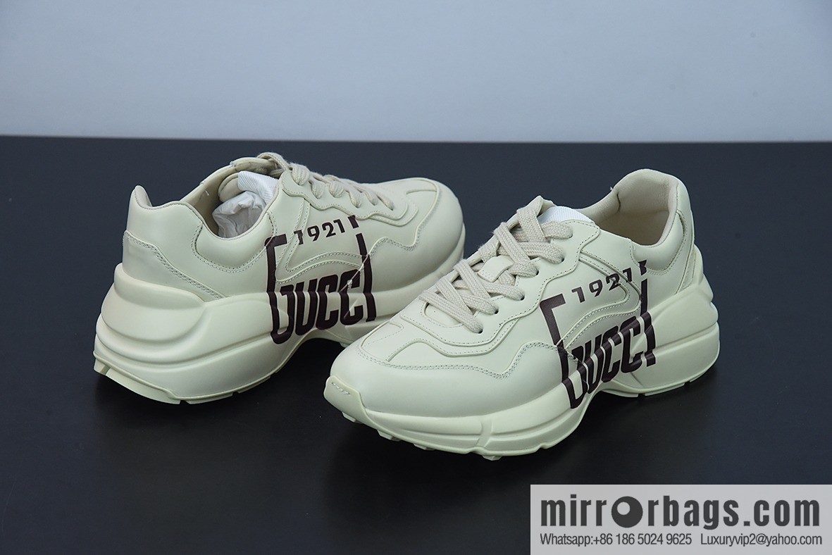 Gucci Rhyton Vintage Trainer Sneaker Gucci Daddy 5D leather (fabric) horned Vintage jogging shoes