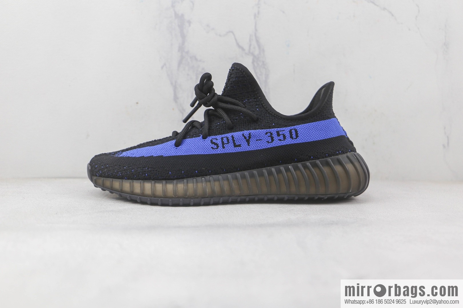 Yeezy 350 Boost V2 coconut 350 second generation popcorn new black and blue color scheme