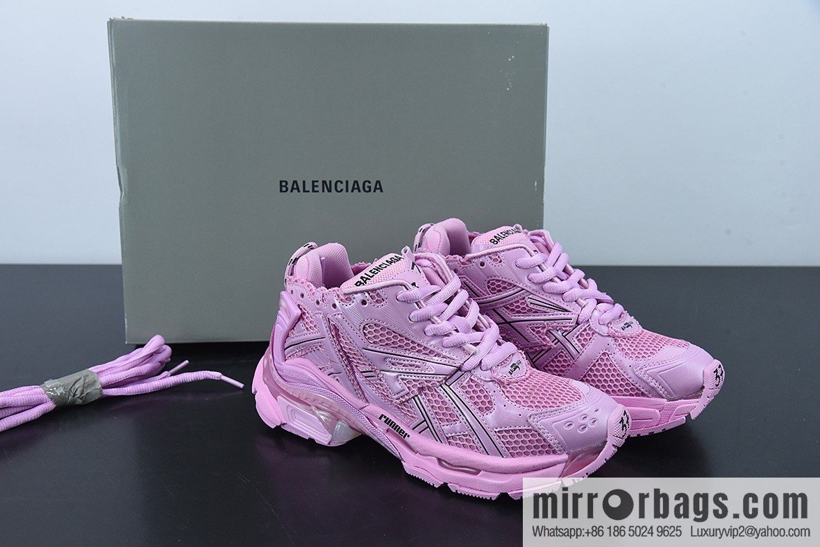Balenciaga Runner sneakers 677402W3RB15000