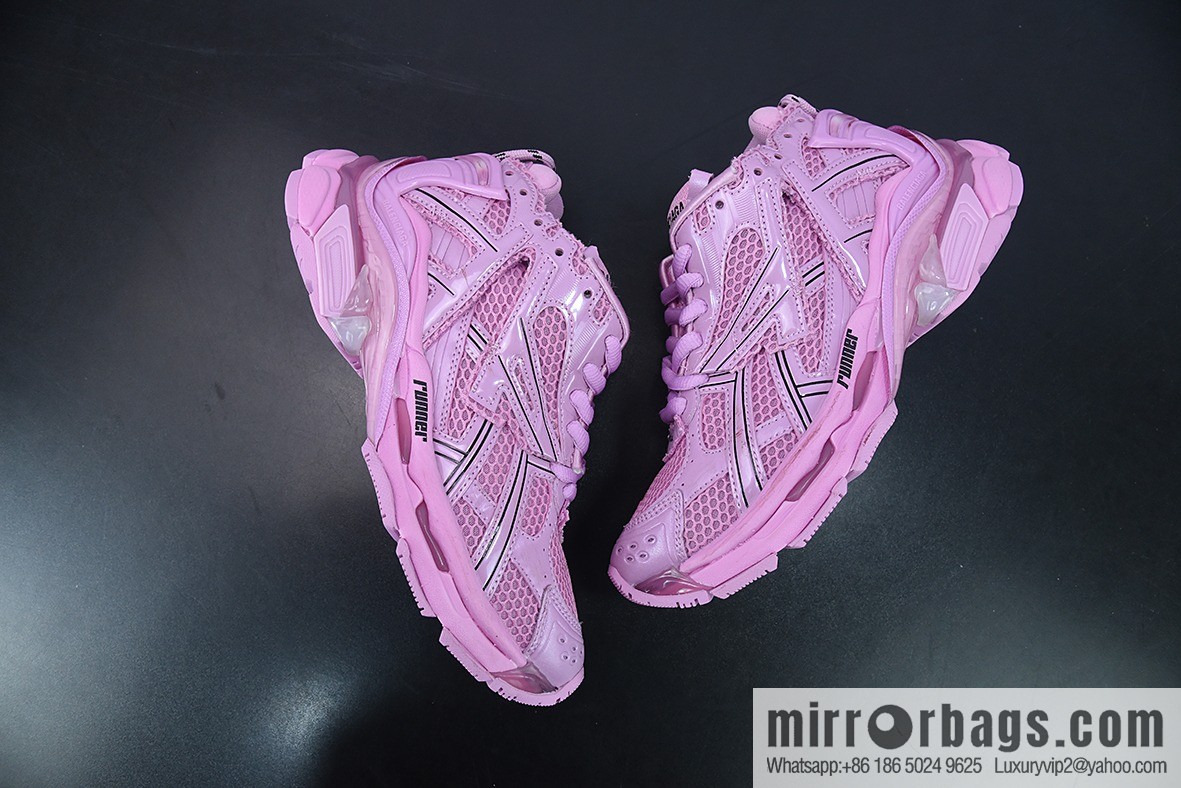 Balenciaga Runner sneakers 677402W3RB15000