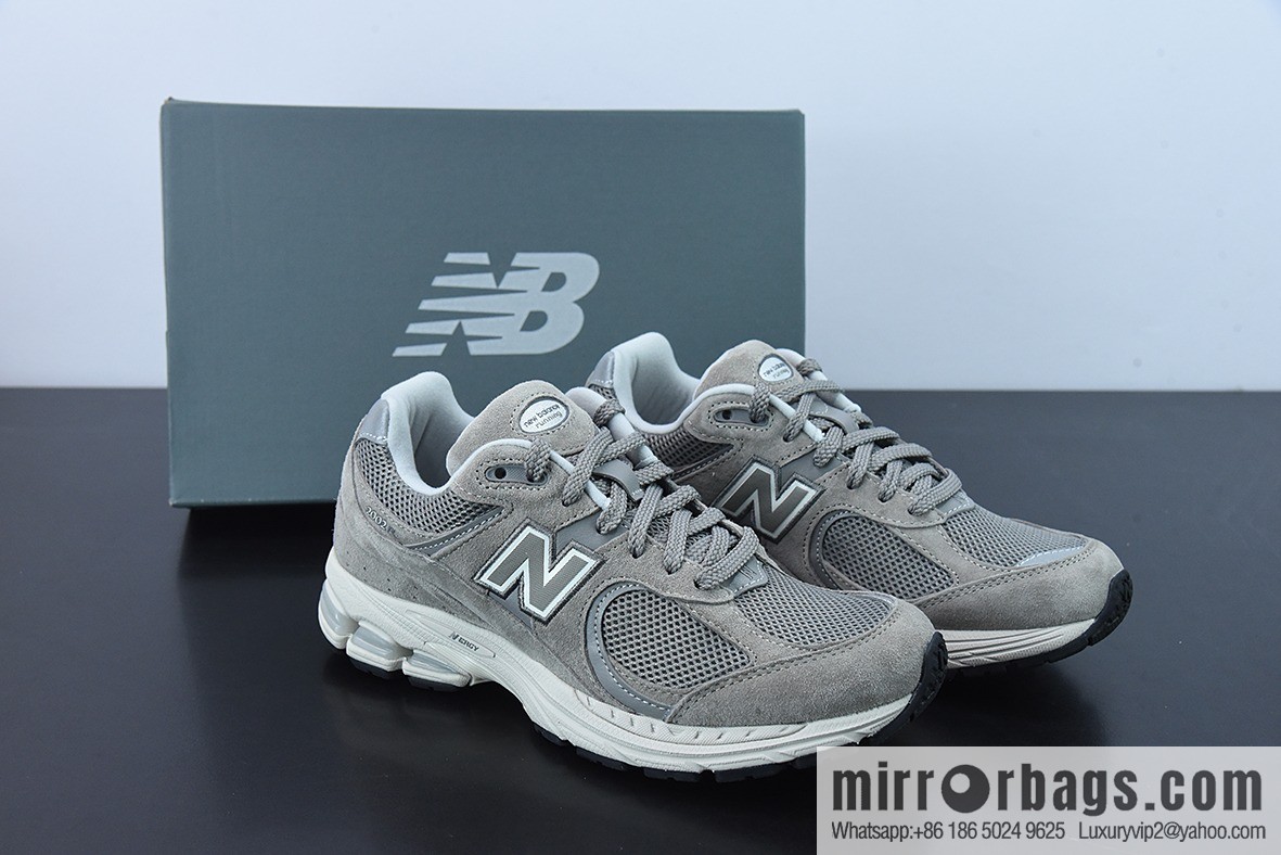 NB New Balance ML2002 series Vintage Daddy style casual sports jogging shoes L07J4