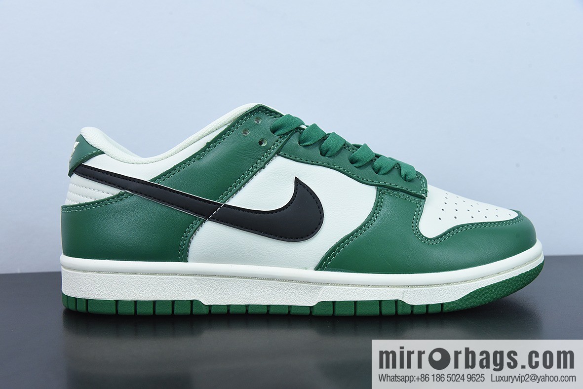 H03N4 Nike SB Dunk Low black hook, green and white low-top sports running shoes SKU: DR9654-100