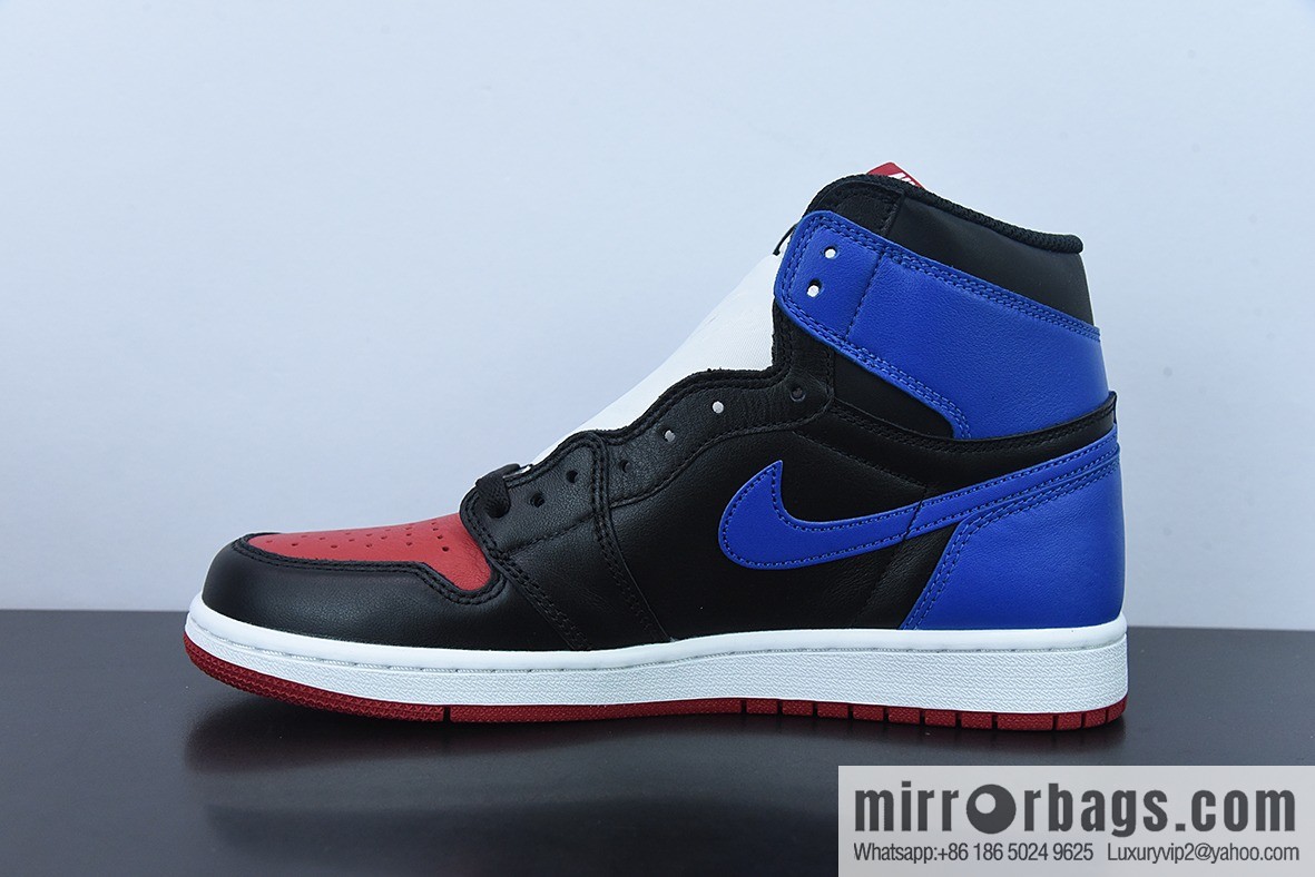 L00H6 Air Jordan 1 TOP3 AJ1 black and red mandarin duck AJ1 high-top basketball shoes, item number: 555088-026