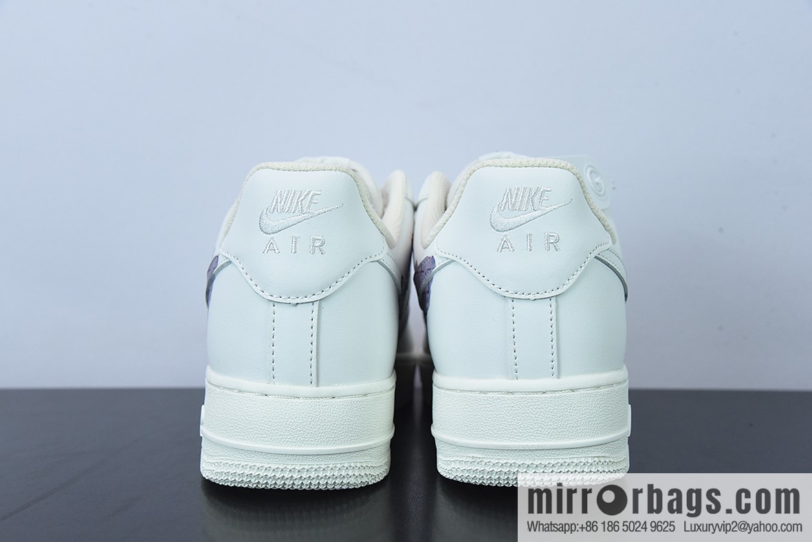 NK Air Force 1 Low '07 Valentine's Day love color scheme Air Force No. 1 low-top casual board shoes Item number: LZ5988-505