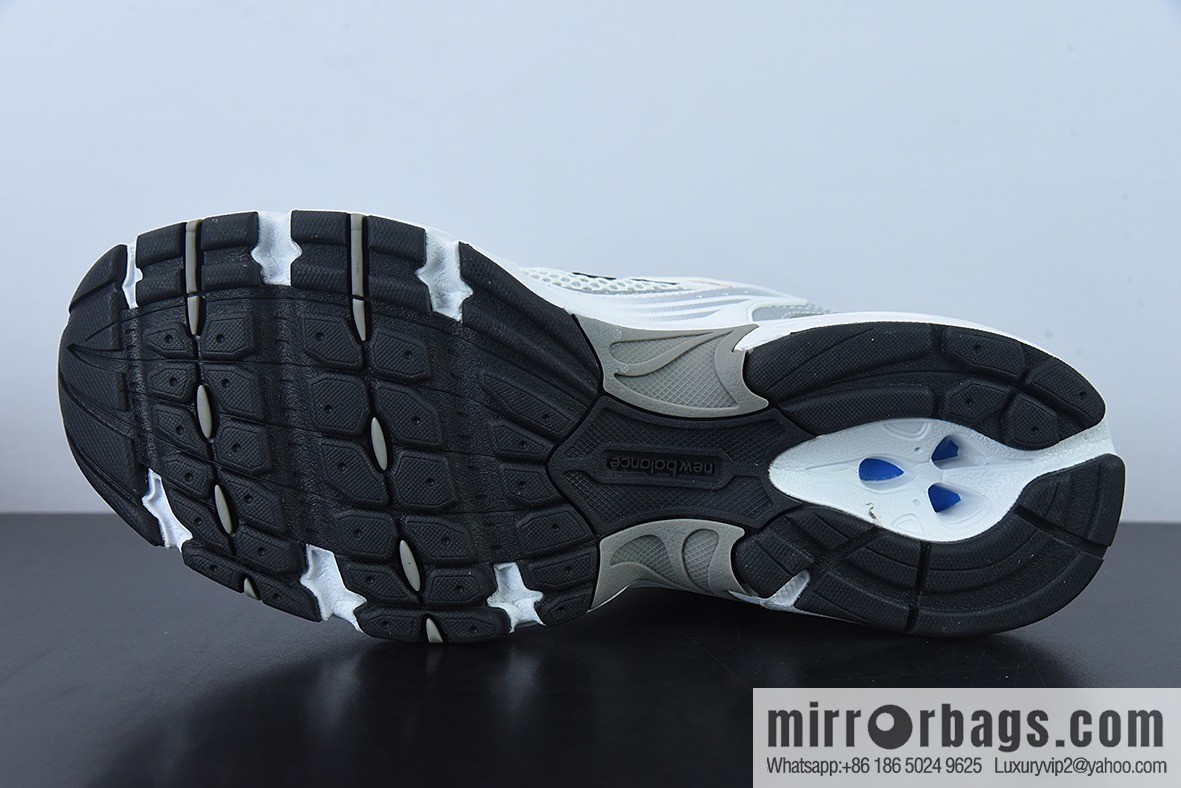 B0F3T3 DT pure original version New Balance MR530SA NB530 Vintage casual jogging shoes