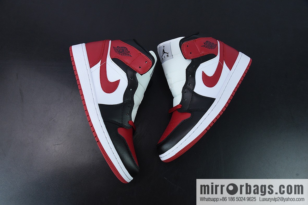 Air Jordan 1 Mid AJ1 black and red toe Vintage basketball shoes, item number: BQ6472-079