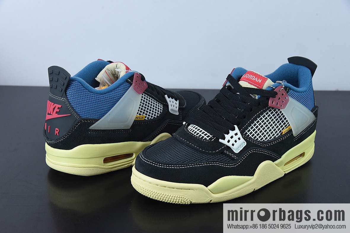 AJ4 AIR JORDAN 4 Item number: DC9533 001 UN joint, knight, south coast, black and blue sneakers