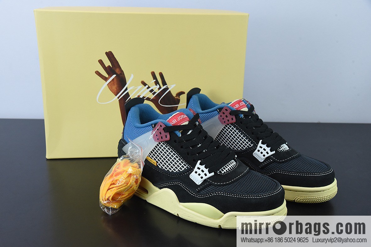 AJ4 AIR JORDAN 4 Item number: DC9533 001 UN joint, knight, south coast, black and blue sneakers