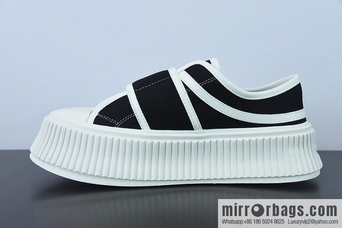 Chanel 2022 Autumn Latest Casual Shoes Series