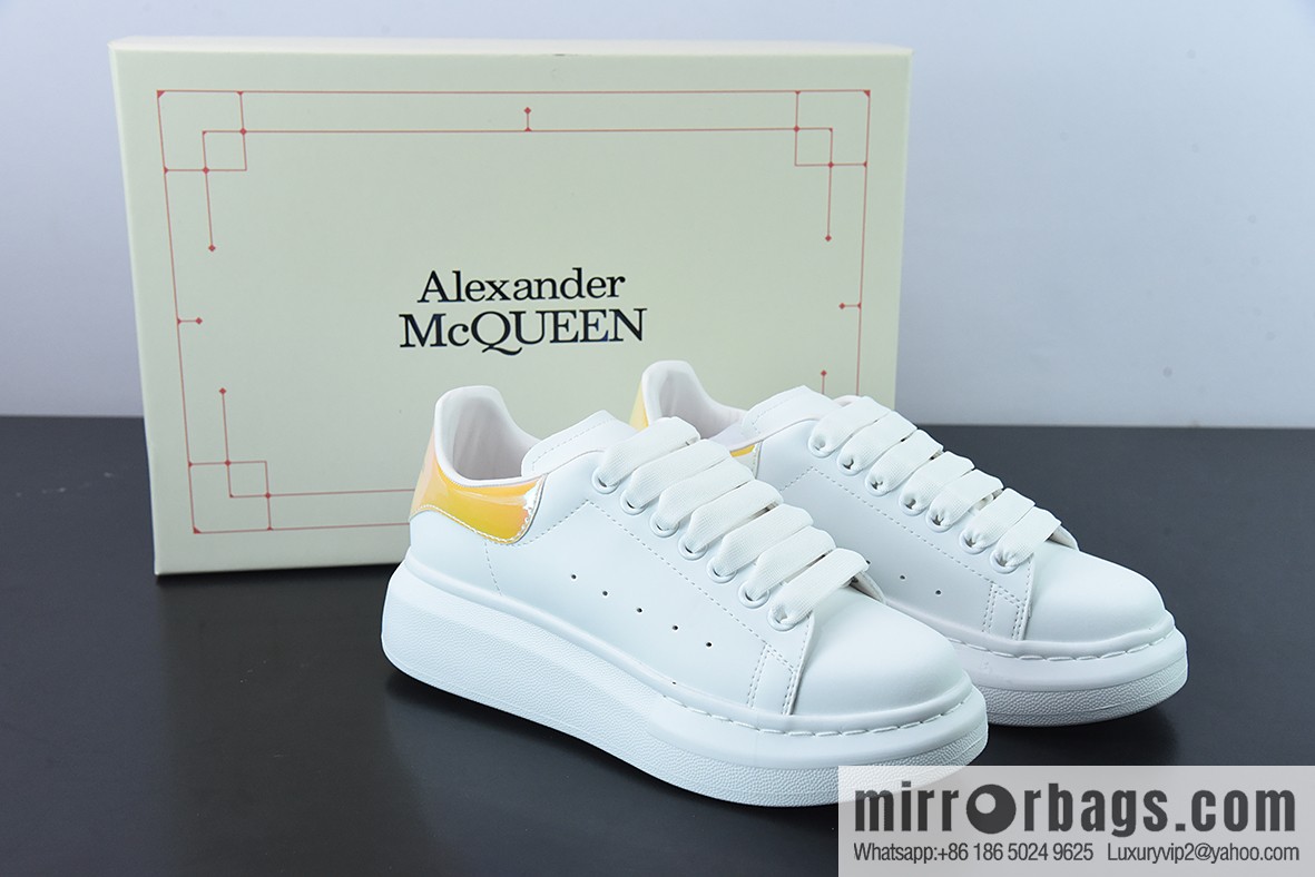 Alexander McQueen Alexander McQueen Sole Leather Sneakers Low Top Fashion Platform Casual Sports White Shoes