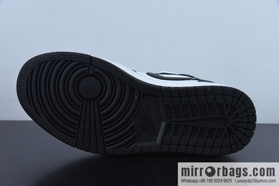 Air Jordan 1 Mid AJ1 Joe 1 naked eye 3D black and white, Zhongbang basketball shoes, item number: DR9495-001