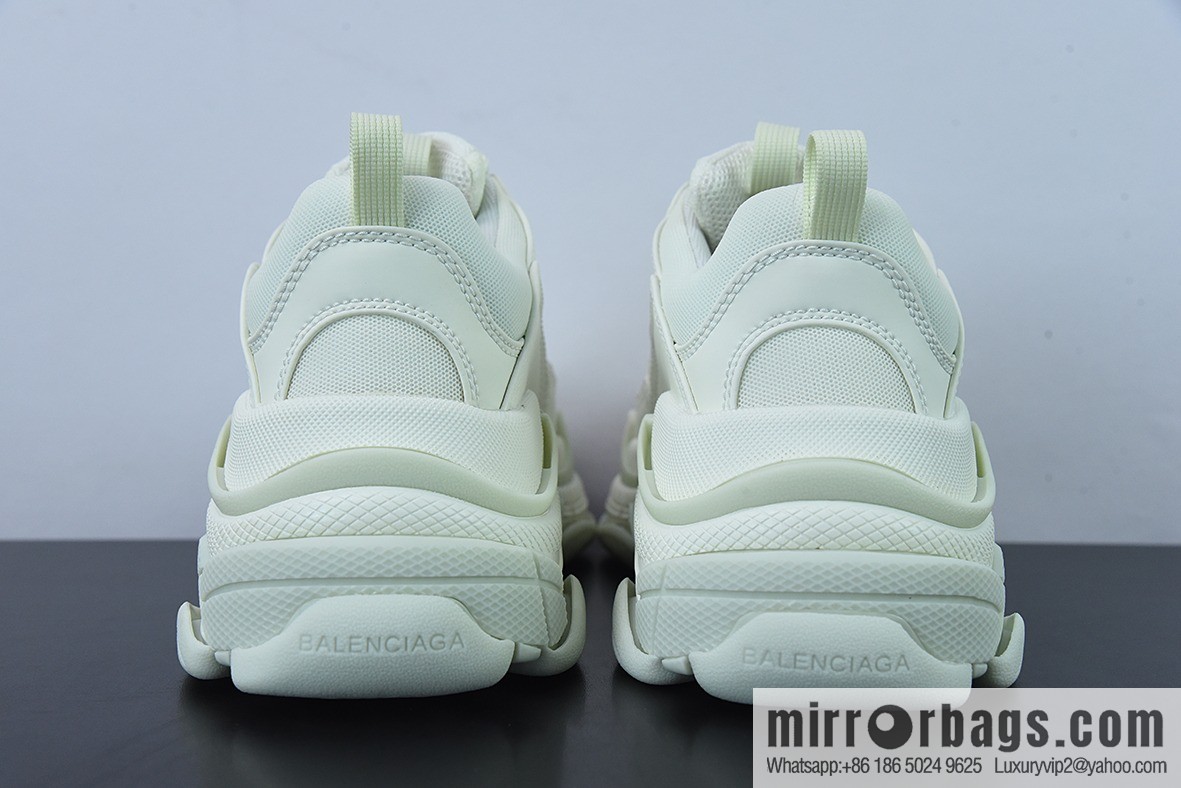 Balenciaga Triple S Daddy Shoes, Balenciaga sneakers Balenciaga luminous