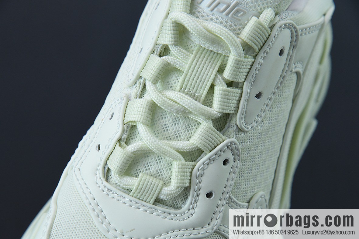 Balenciaga Triple S Daddy Shoes, Balenciaga sneakers Balenciaga luminous
