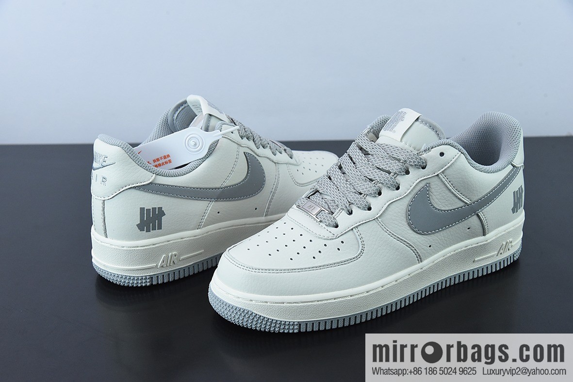 Undefeated x NK Air Force 1 Low Silver Air Force One Item Number: UN6695-288