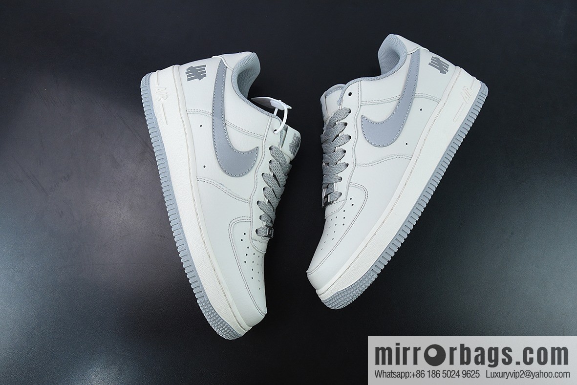 Undefeated x NK Air Force 1 Low Silver Air Force One Item Number: UN6695-288