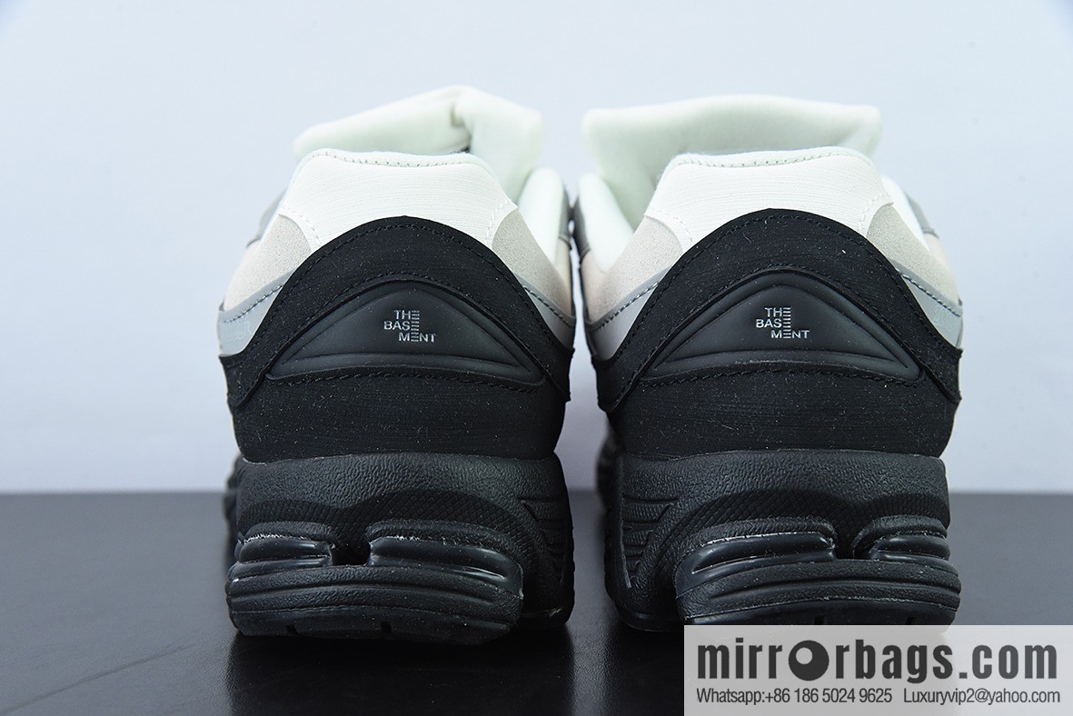 New Balance ML2002 Series Vintage Daddy Style Unisex Casual Shoes Couple Versatile Jogging Shoes Sports Men's Shoes Women's Shoes ML2002RBA