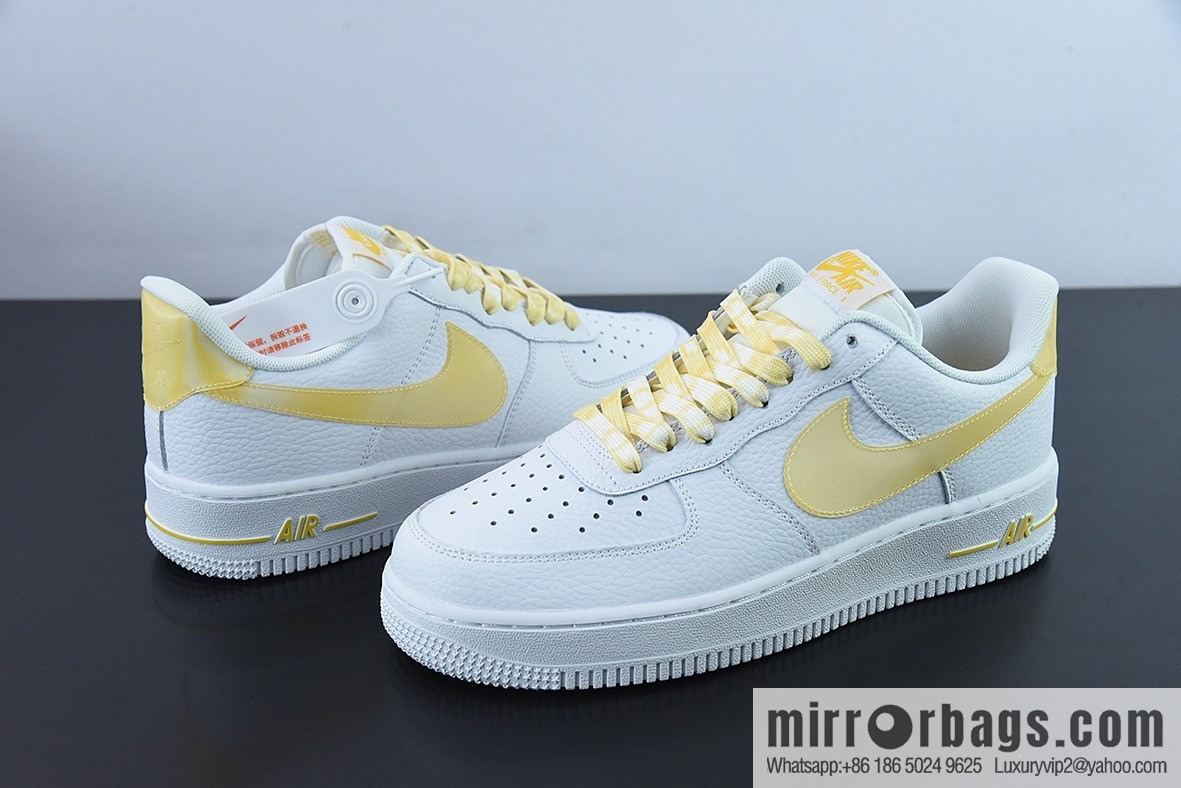 Nk Air Force 1 '07 Low White and Yellow, Classic Versatile Low Help Air Force One, Item Number DV3505-101