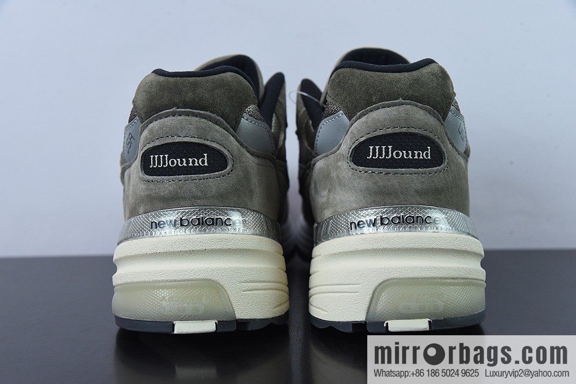 JJJJound x New Balance M992J2 joint president Vintage jogging shoes, black and gray