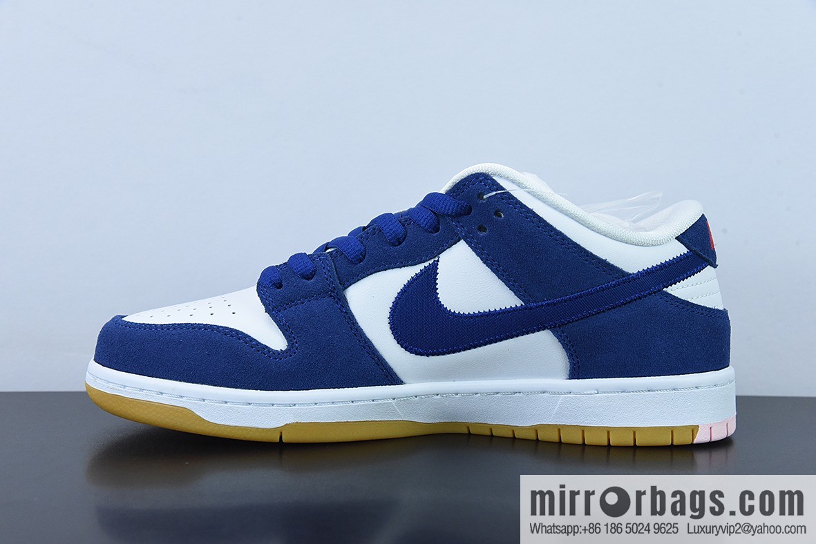 Nike SB Dunk Low PRO PRM white and blue, Los Angeles Dodge low-top men's sneakers, item number: DO9395 400