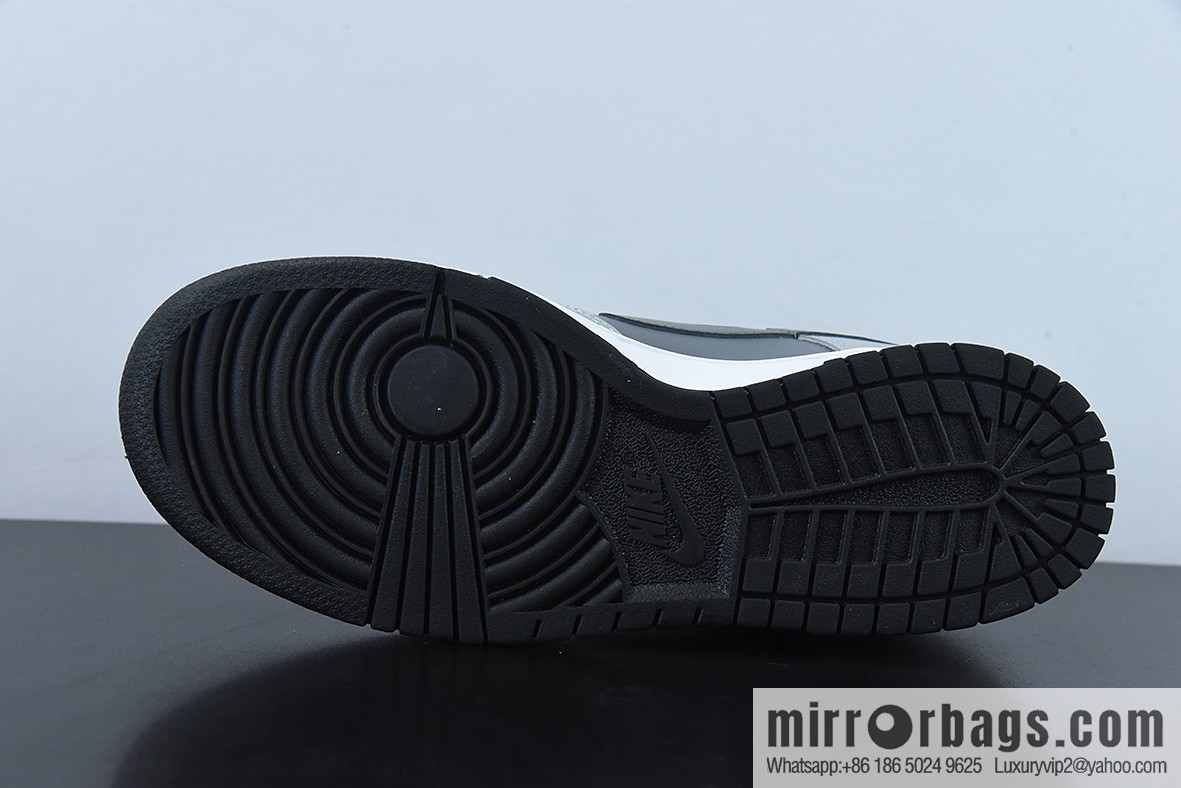 NK Dunk SB Low custom color scheme Video game pixel By You exclusive custom personalized shoes, item number: DD8066-168