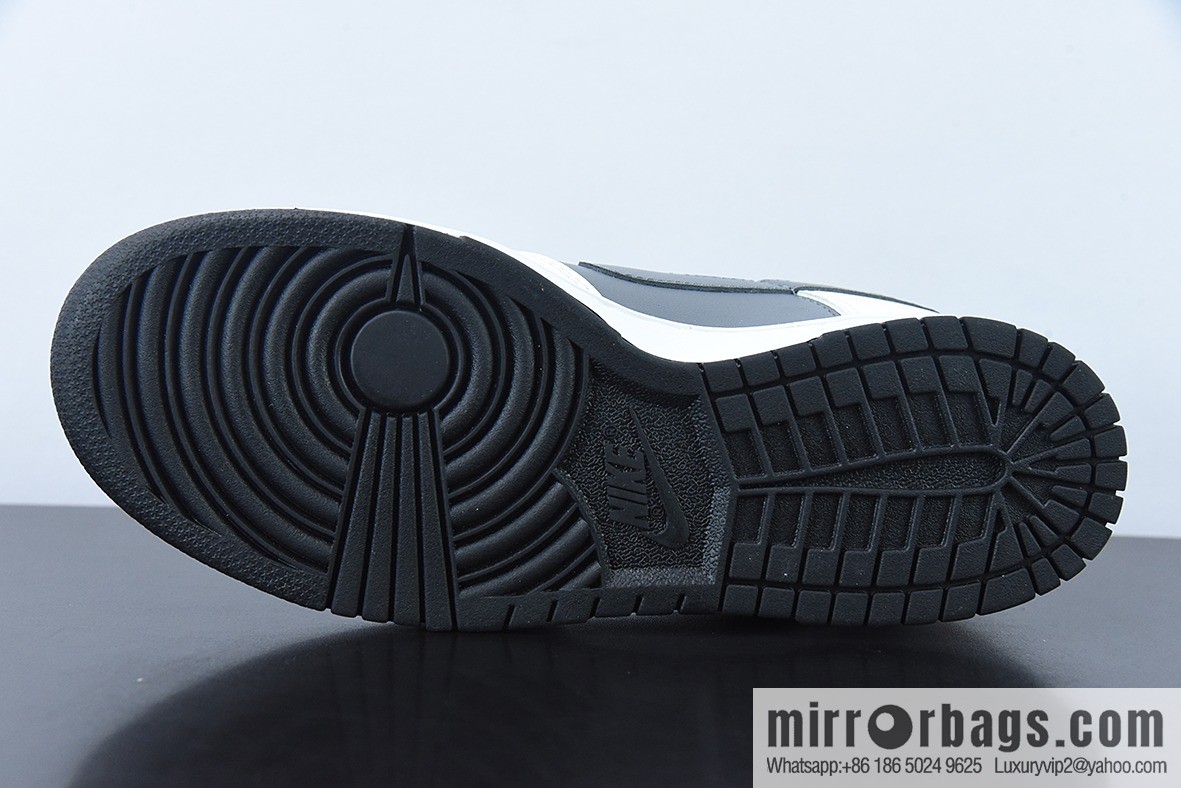 NK Dunk SB Low custom color scheme Video game pixel By You exclusive custom personalized shoes, item number: DD8012-006