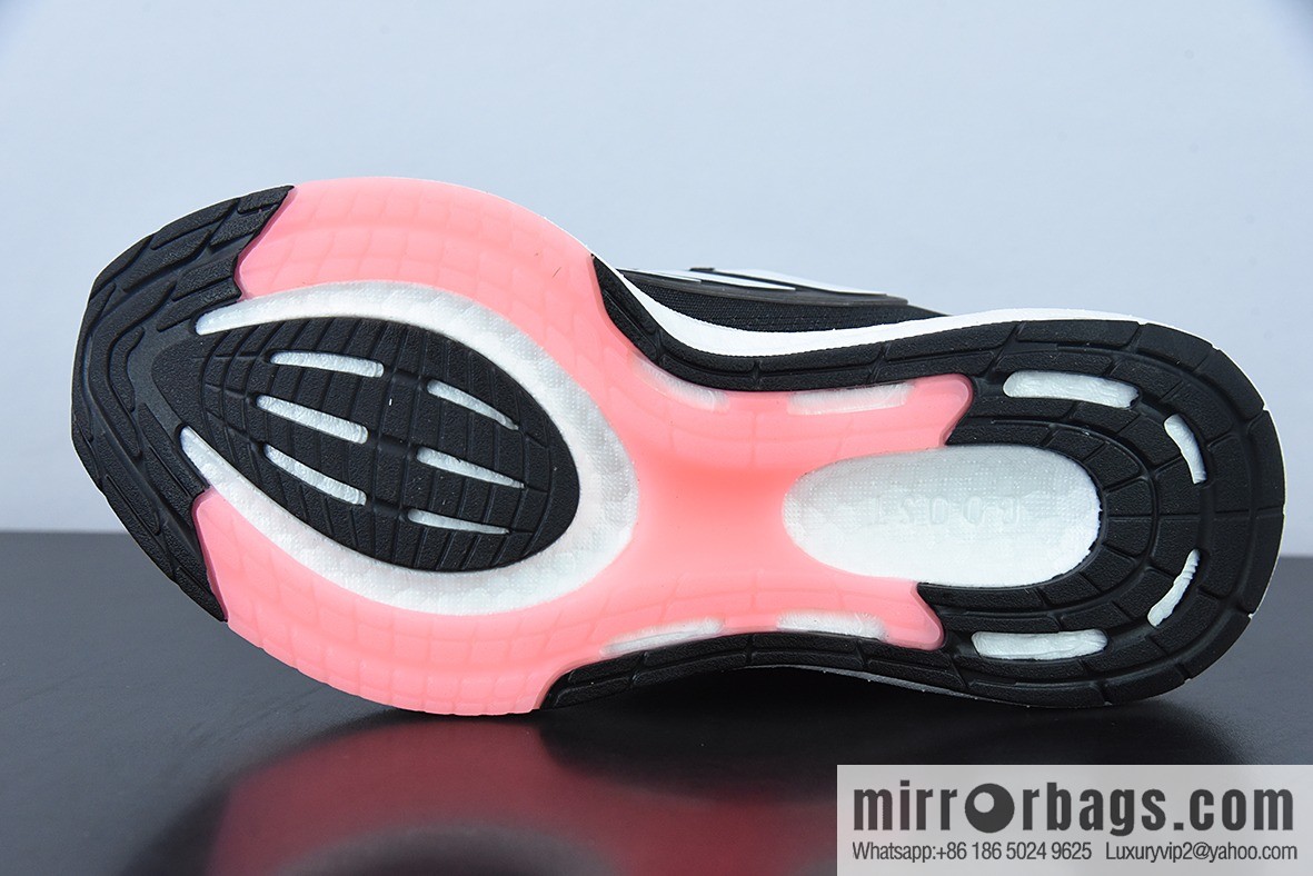 AD Pureb Boost hd Wnte U MEN new color scheme UB8.0 black and white pink women sneakers Part Number: HQ1458