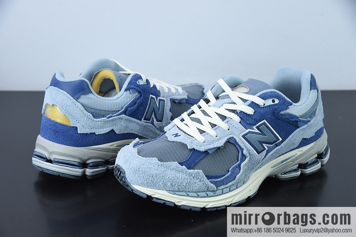 New Balance Patchwork Vintage Casual Running Shoes Men and Women Long Blue and White Blue M2002RDI Blue and White Blue