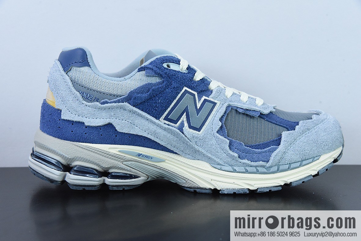 New Balance Patchwork Vintage Casual Running Shoes Men and Women Long Blue and White Blue M2002RDI Blue and White Blue
