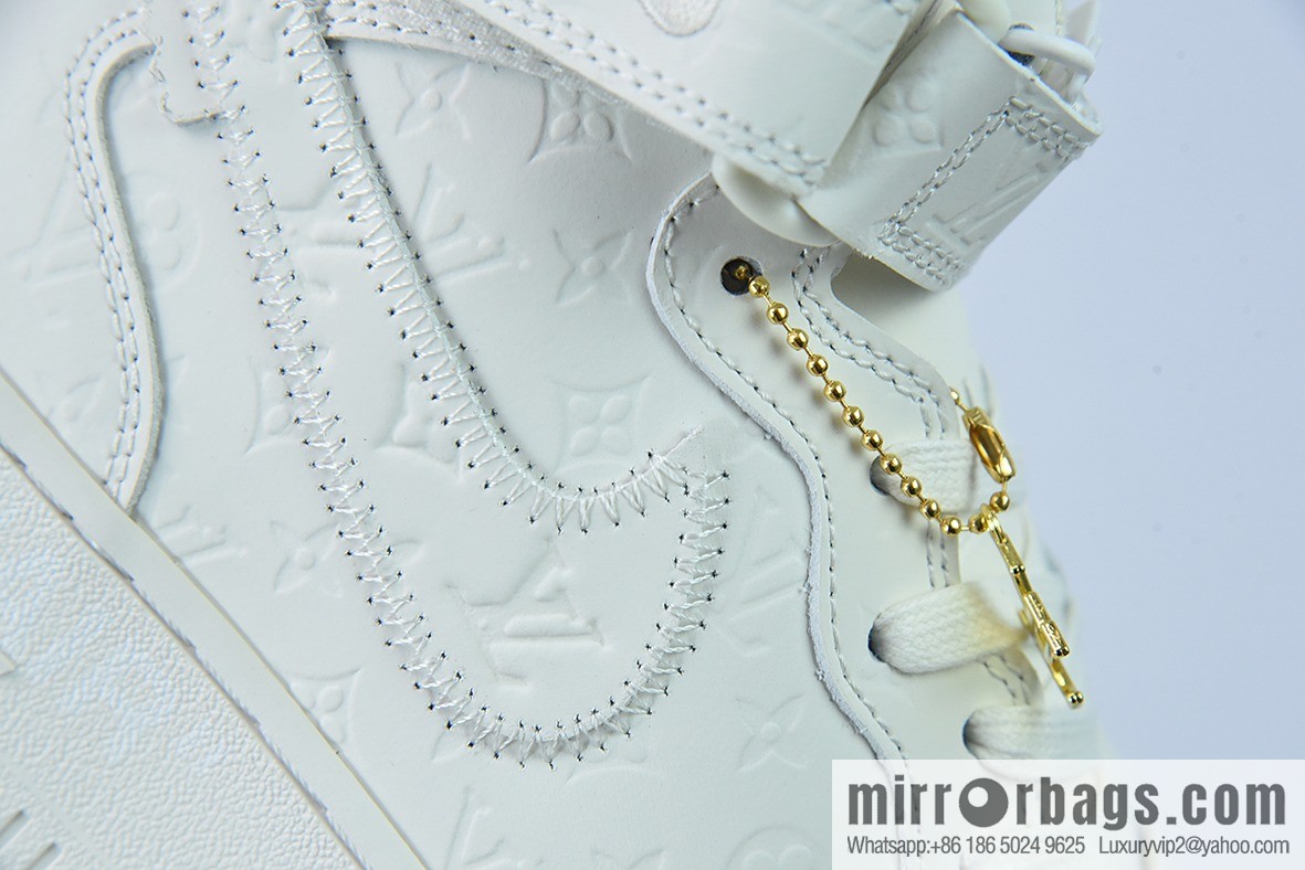 NK Air Force 1 Air Force One × LV monogram joint name, high-top board shoes, item number: 1A9V8Z