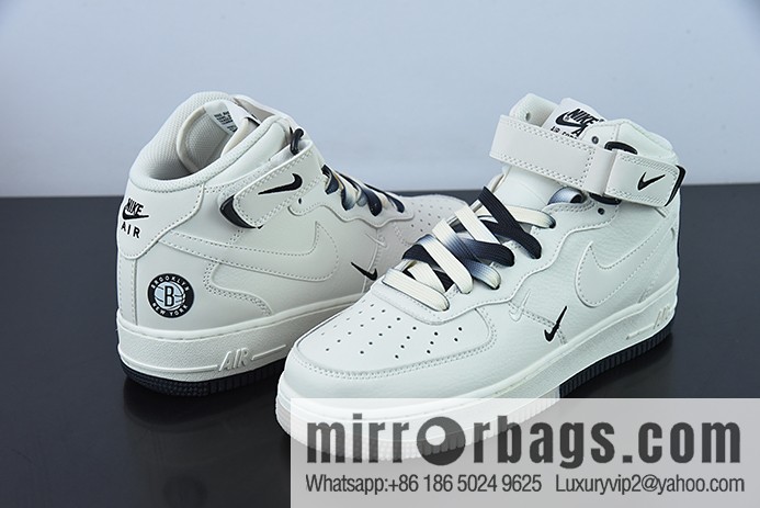 Air Force 1 '07 Mid series marked white and black small hook, Air Force One Zhongbang NT2969-013